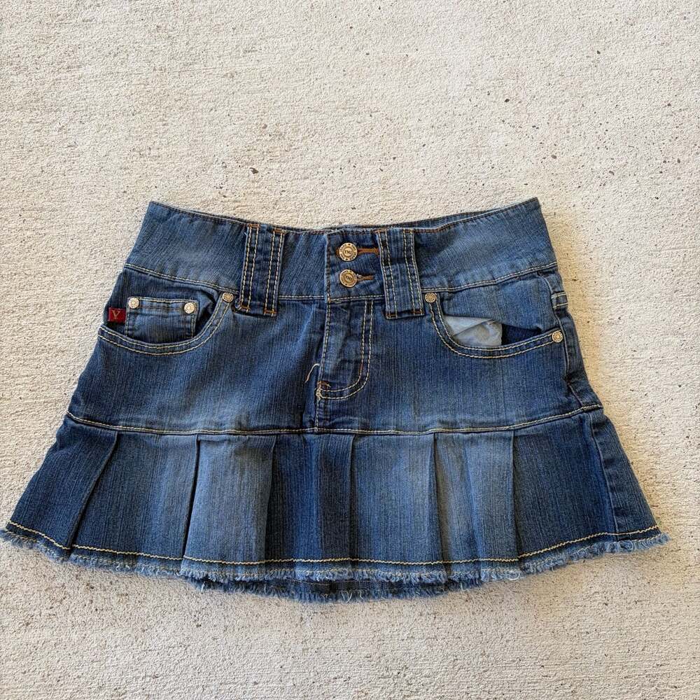 YMI Vintage Y2K Denim Pleated Hem Mini Skirt Size 1